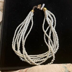 Elegant Pearl Necklace with Gold Accents